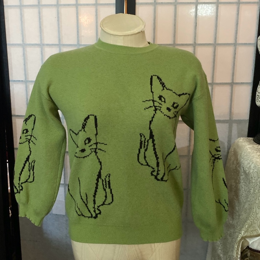 Shein Adorbs Crop Woven Kitten Sweater Estim. JR Wom XS/S